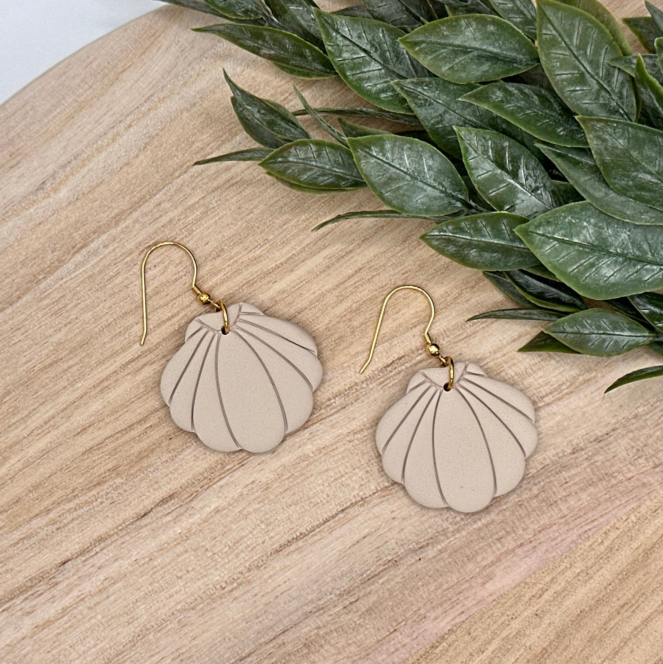 Clam Shell Dangles
